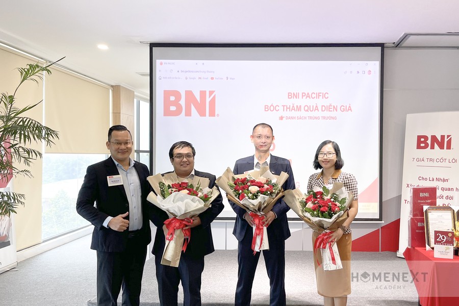 Giao lưu kết nối kinh doanh với chủ đề cạnh tranh bằng công nghệ tương lai