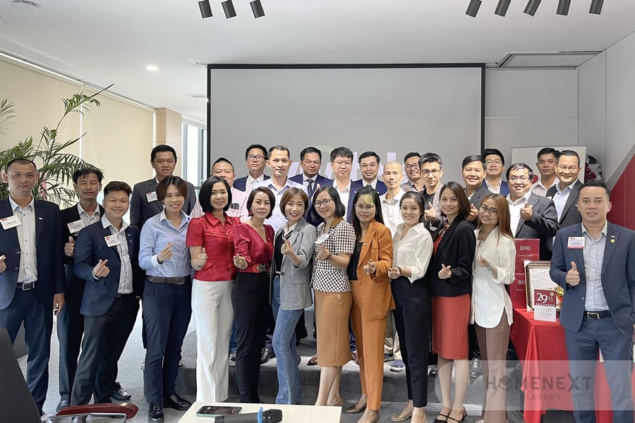 Sự kiện hàng tuần BNI: Cạnh tranh bằng công nghệ tương lai