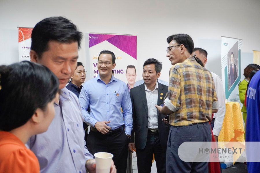 Giới thiệu sách “Dám Kể Chuyện”