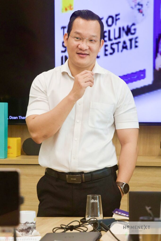 Khoá đào tạo "The Art of Storytelling in Real Estate Selling" tại Savills Việt Nam